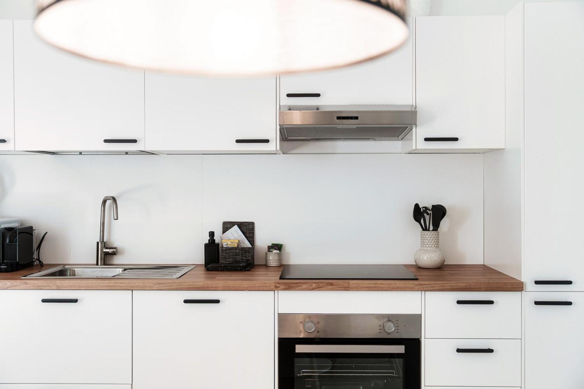 Lario Suite Apartments By Quokka 360 - With Parking Next To Como City Exteriör bild