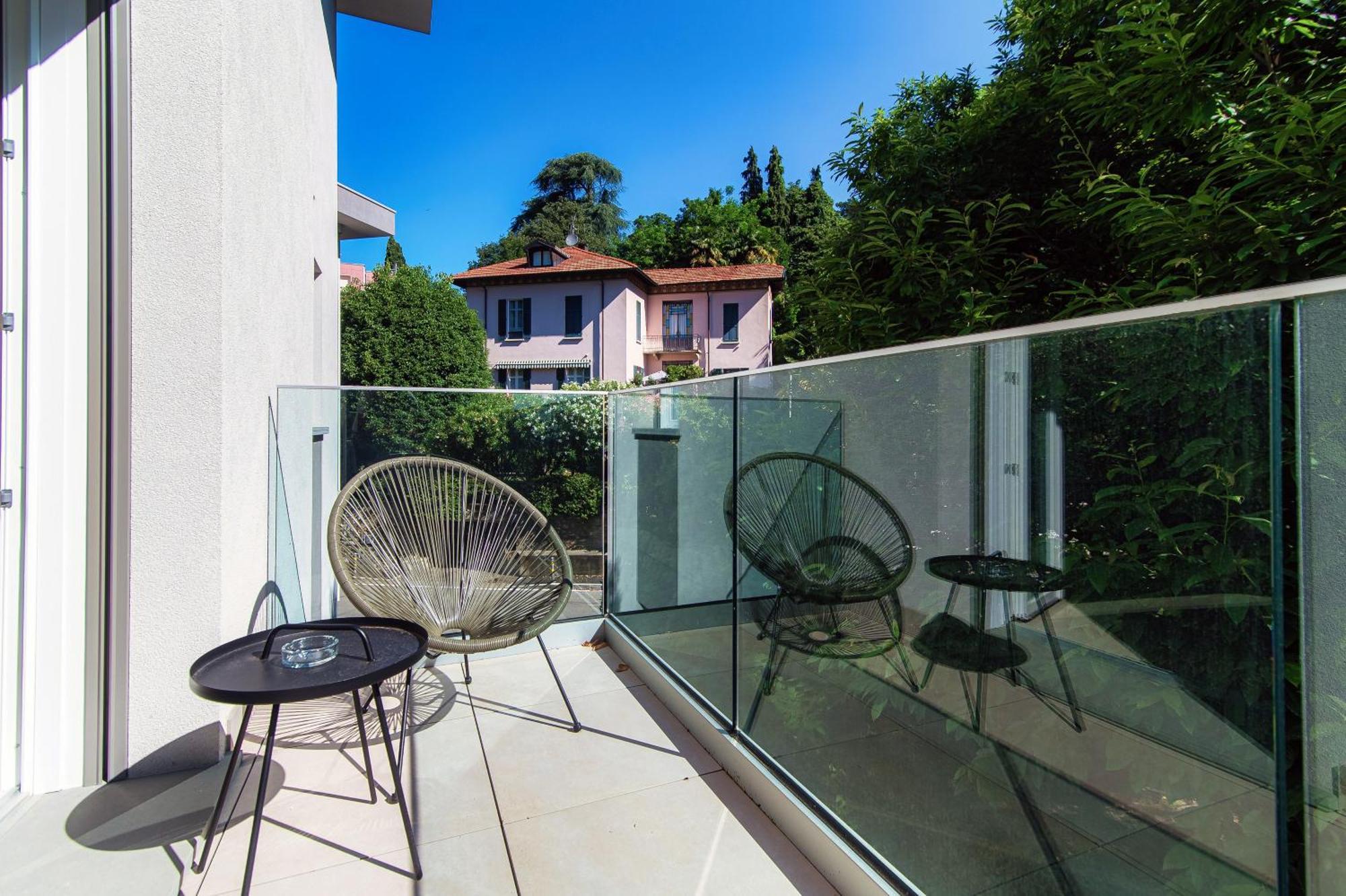 Lario Suite Apartments By Quokka 360 - With Parking Next To Como City Exteriör bild