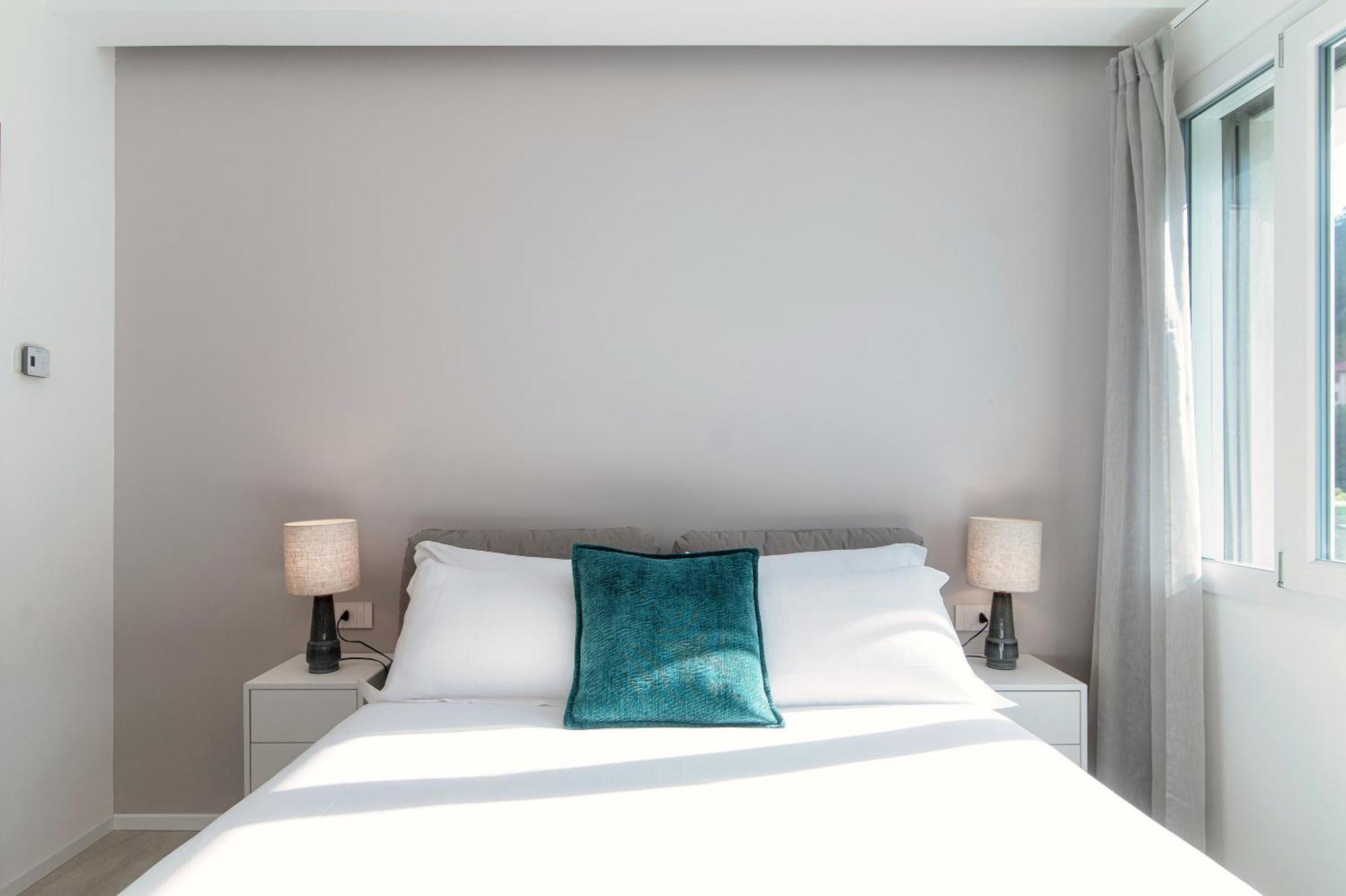 Lario Suite Apartments By Quokka 360 - With Parking Next To Como City Exteriör bild